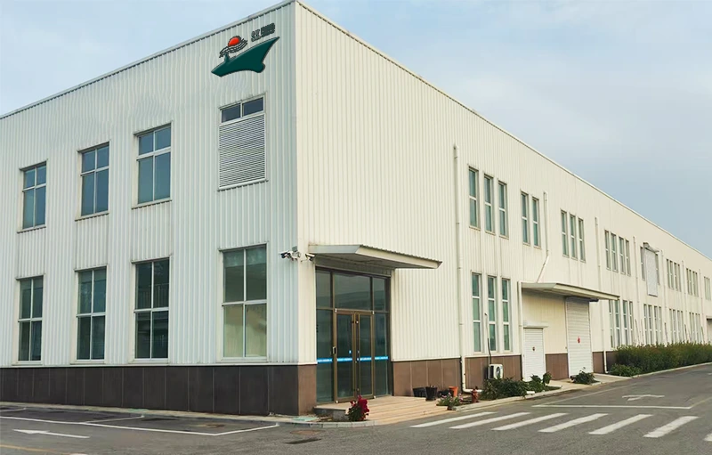 SunKai Marine distributes Lunar New Year benefits, showing care for employees and warming their hearts.
